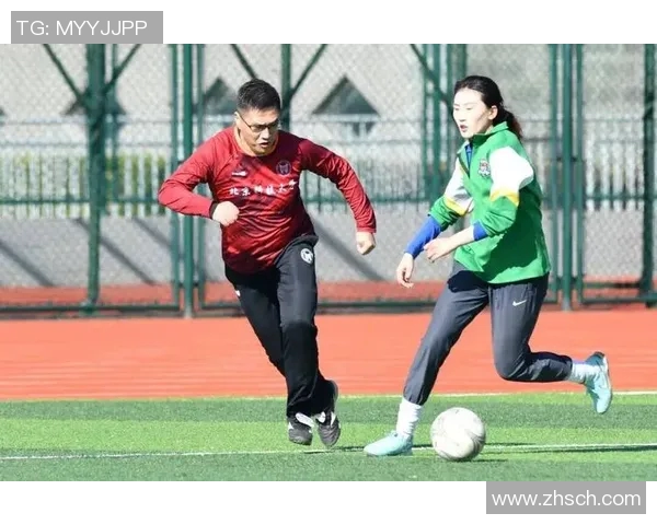 女足球员张丽荣荣蝉联最佳射手，奉献精彩进球表现