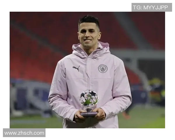 坎塞洛:从边后卫到全能战士的蜕变与足球生涯的精彩瞬间 坎塞洛:从边后卫到全能战士的蜕变与足球生涯的精彩瞬间