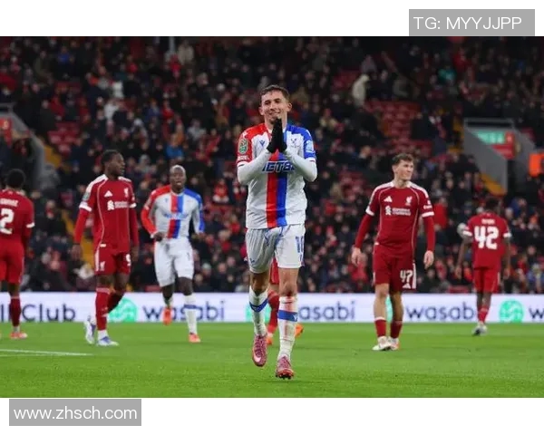 斯西旺迎战雷丁期待一场精彩对决揭开新赛季的序幕